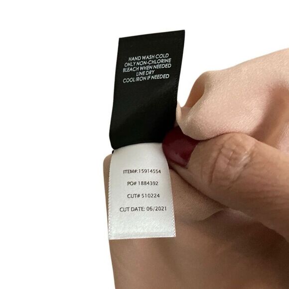 Torrid Sophie Gold Sequin Cami Tank Top women’s 3X V Neck NEW - Picture 6 of 6